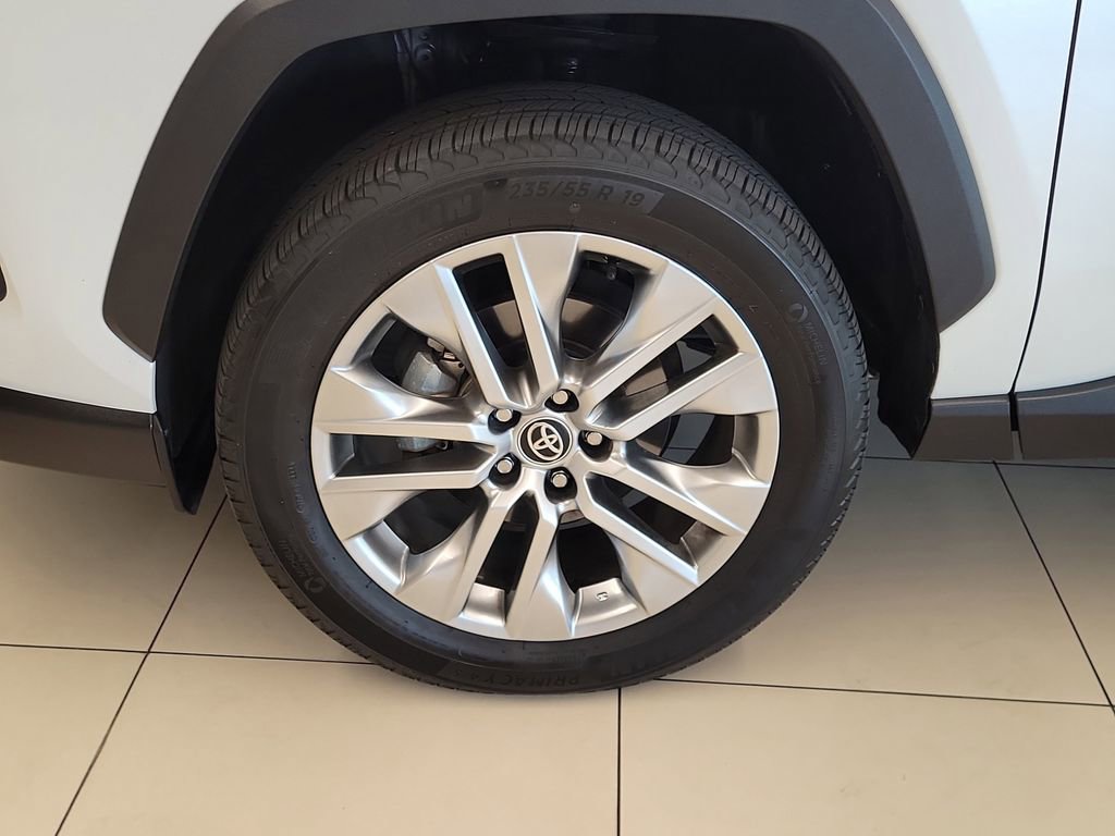 Certified 2023 Toyota RAV4 XLE Premium image 4