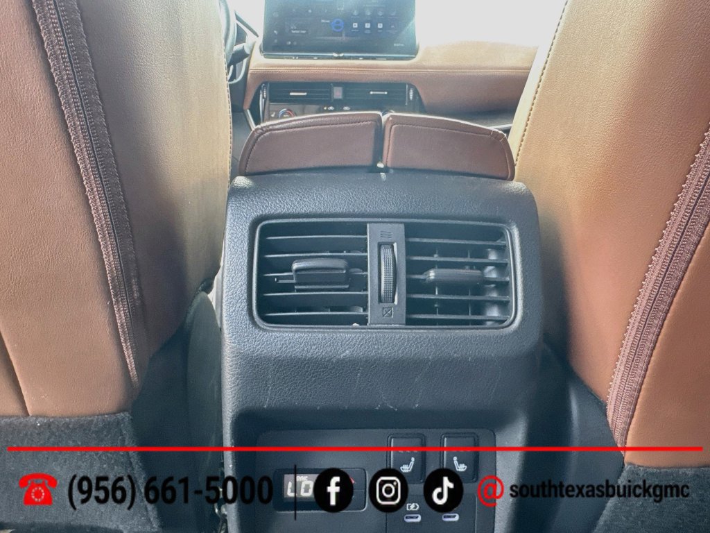 Used 2024 Nissan Rogue Platinum w/ Platinum Premium Package FWD image 24