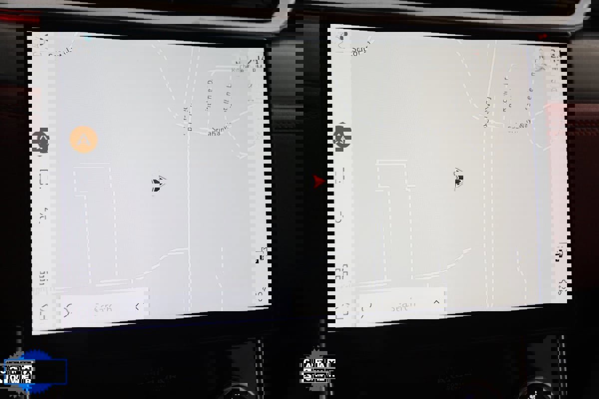 Used 2024 Jaguar XF R-Dynamic SE image 9