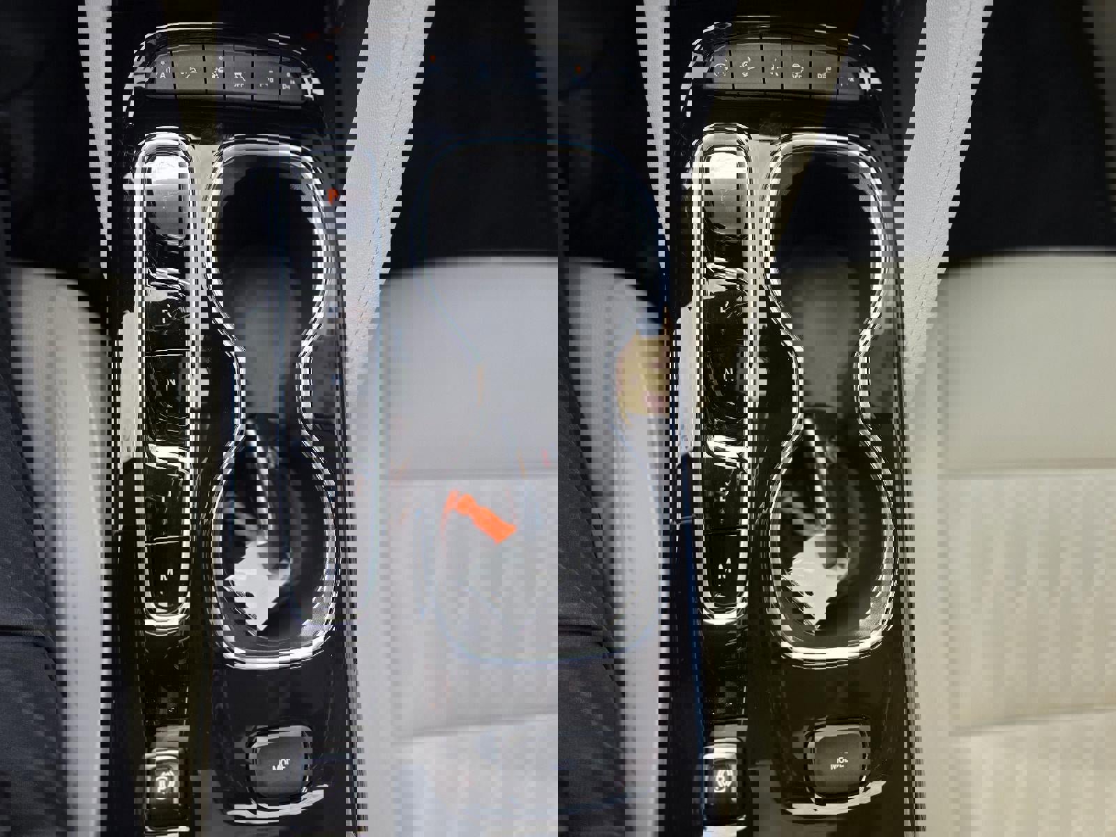 Certified 2023 Buick Envision Avenir image 46