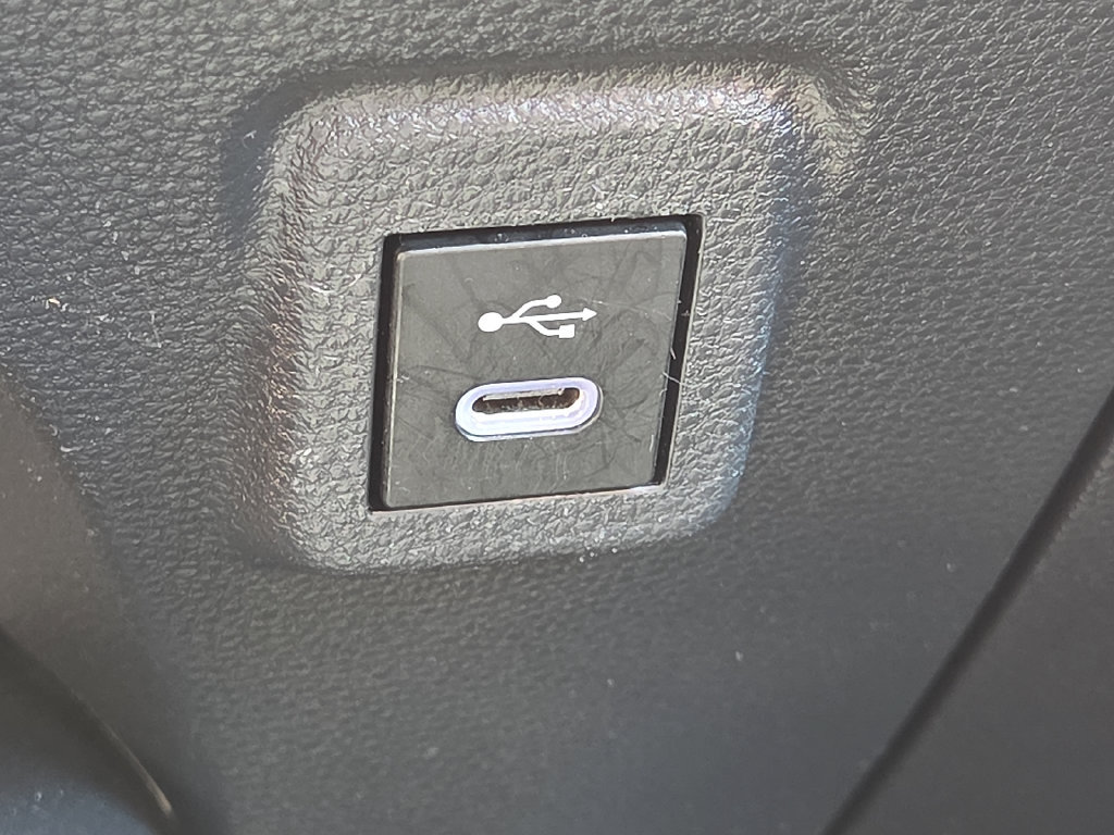 Used 2024 Toyota Corolla LE FWD image 29