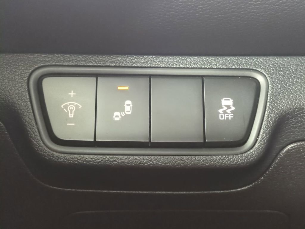 Used 2022 Kia Forte GT-Line w/ GT-Line Premium Package image 26