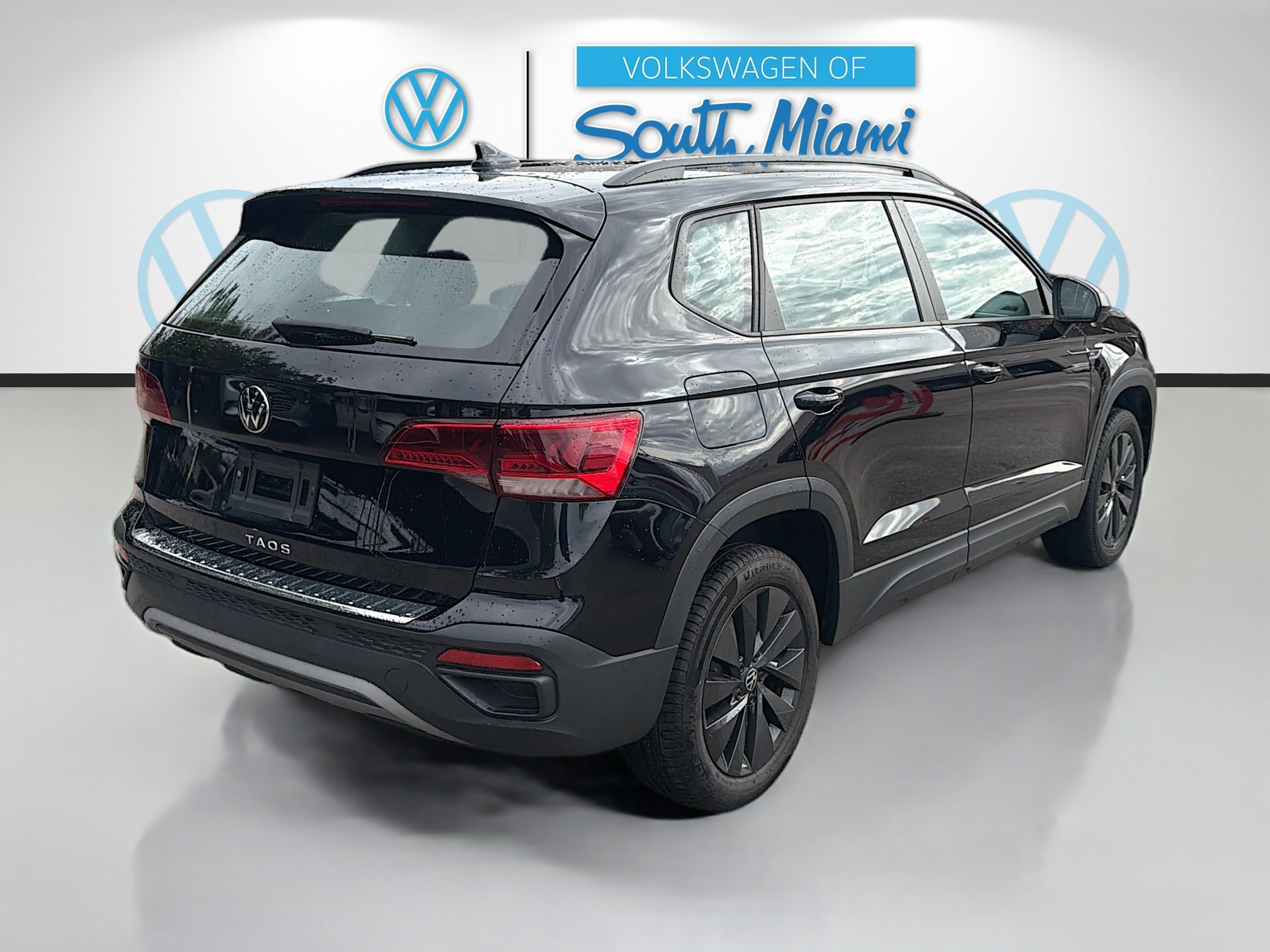 Certified 2023 Volkswagen Taos S image 7
