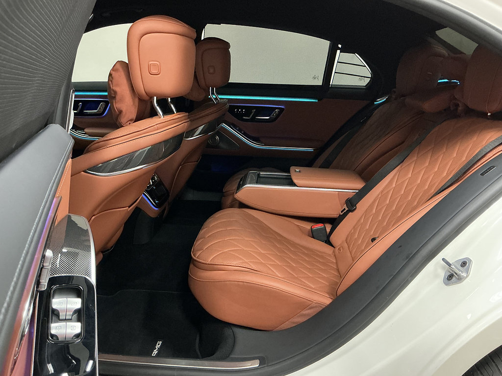 Used 2023 Mercedes-Benz S 580e 4MATIC Sedan image 25