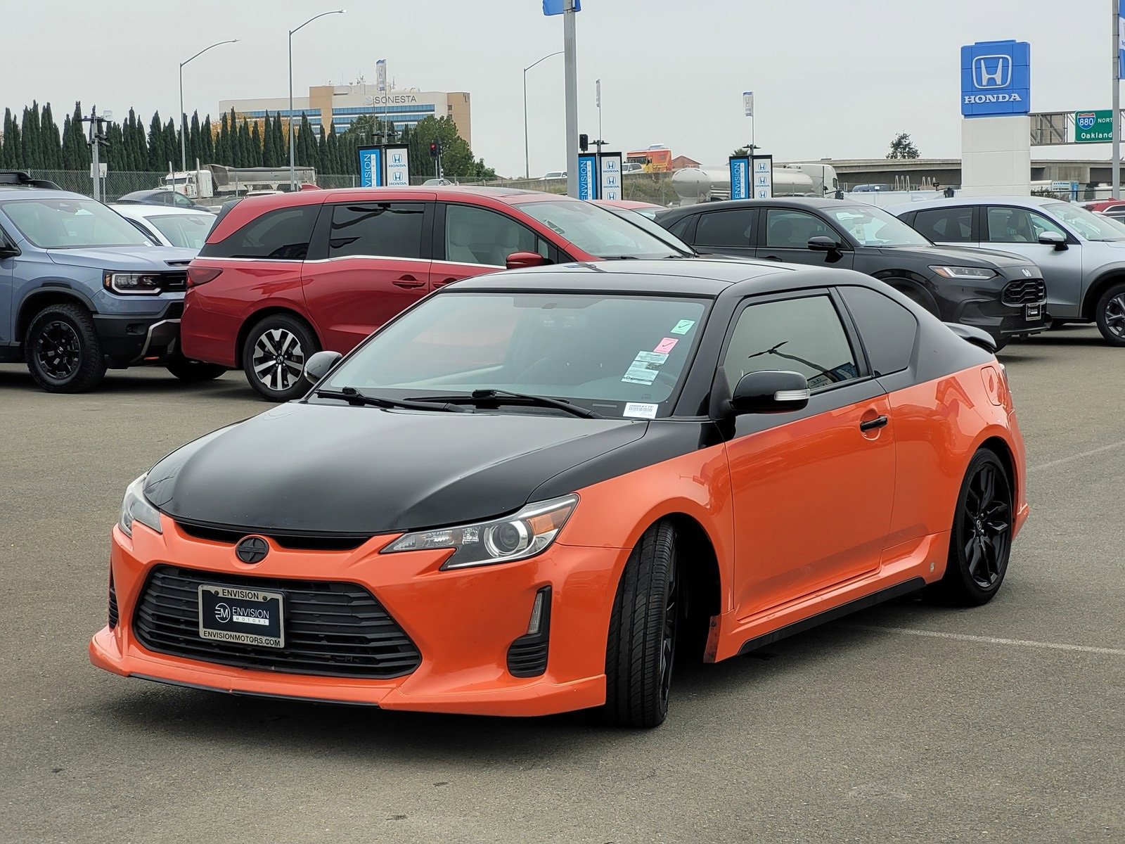 Used 2015 Scion tC image 8