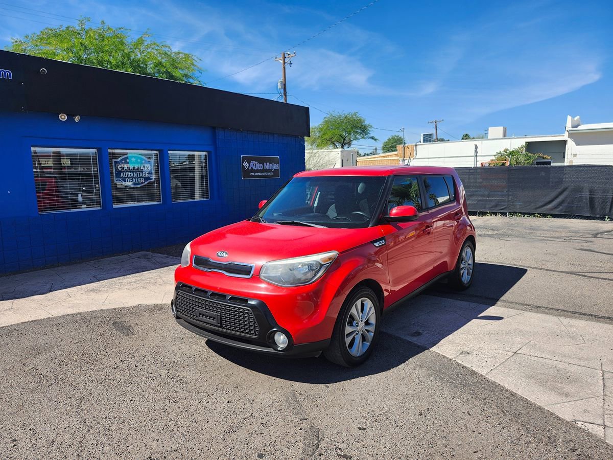 Used 2016 Kia Soul + FWD image 3