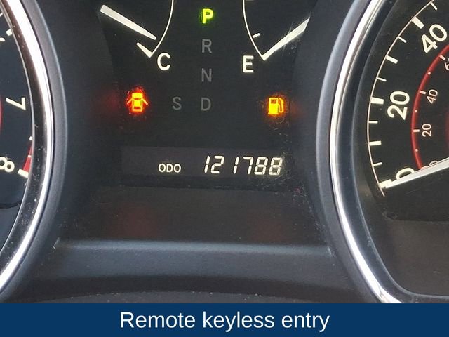Used 2013 Toyota Highlander Limited AWD/4WD image 6