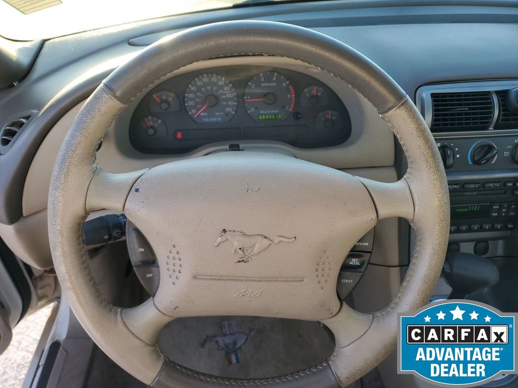 Used 2004 Ford Mustang Convertible image 25