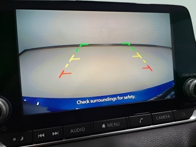Used 2021 Nissan Sentra SV FWD image 3