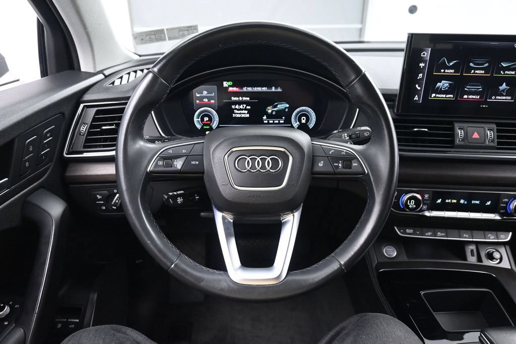 Used 2021 Audi Q5 e Premium Plus w/ Premium Plus Package AWD/4WD image 25
