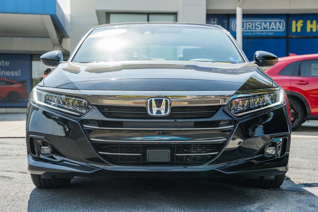 Used 2022 Honda Accord Sport image 2