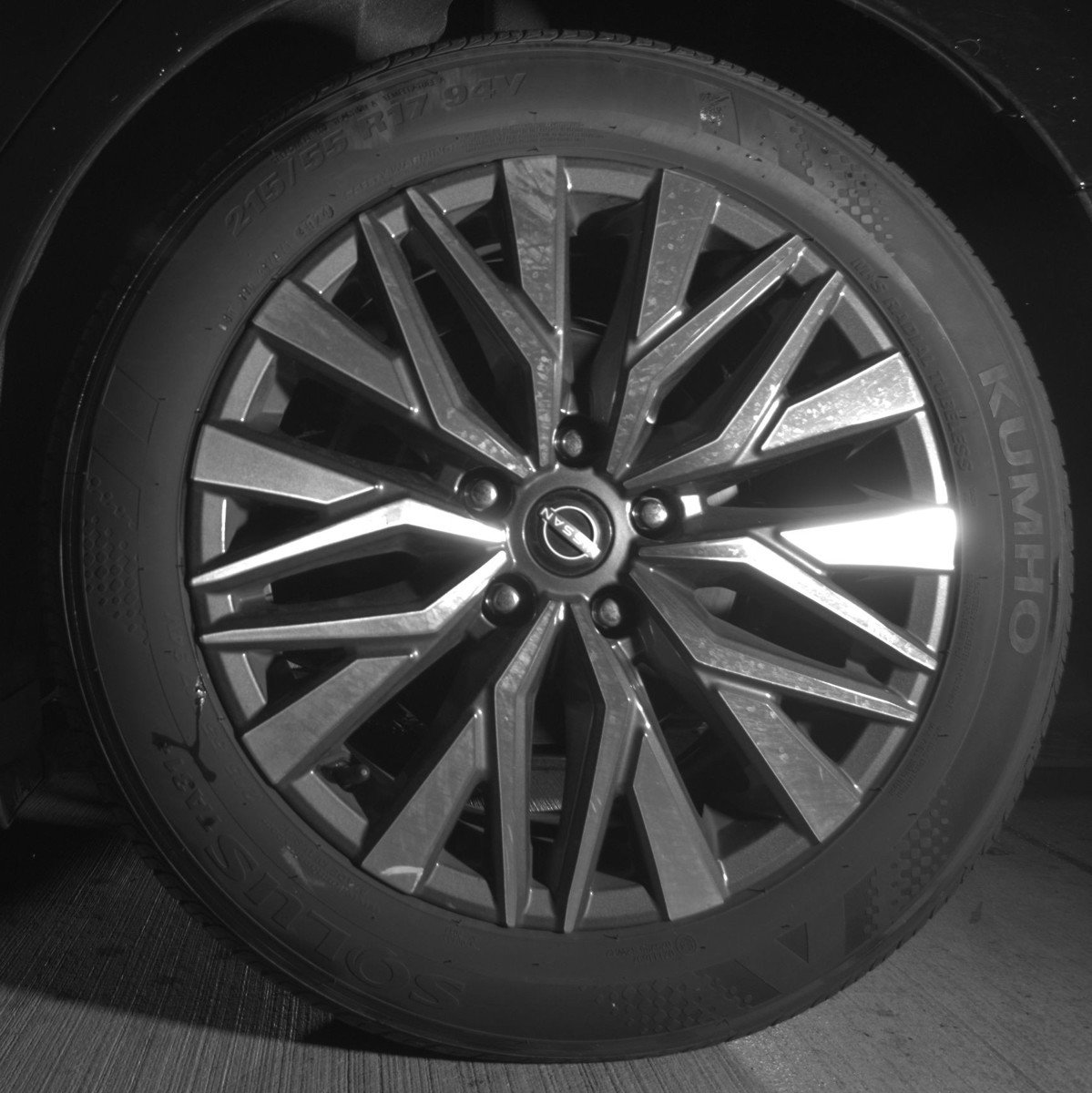 Used 2025 Nissan Altima 2.5 SV image 14