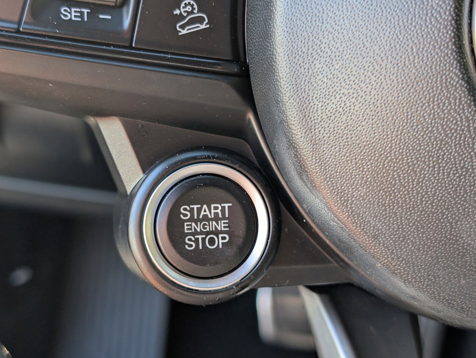 Used 2023 Alfa Romeo Stelvio Sprint image 33