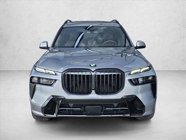 Used 2026 BMW X7 xDrive40i w/ Executive Package AWD/4WD image 2