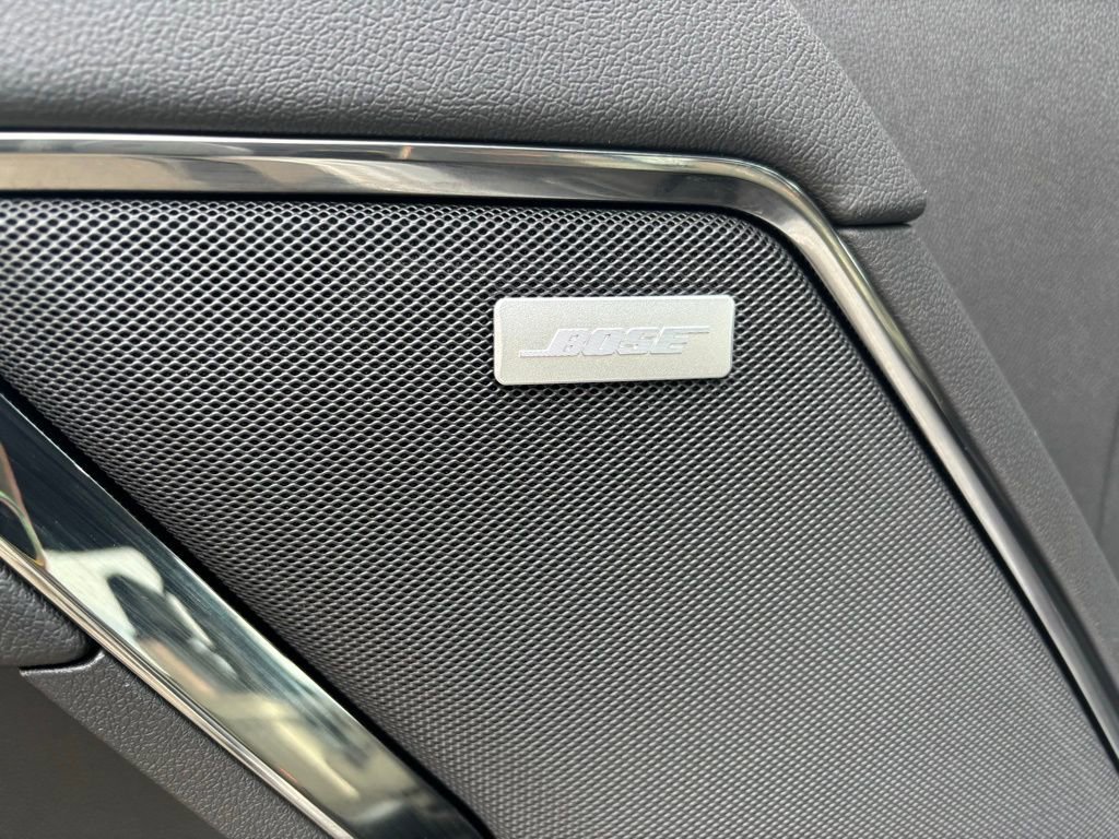 Used 2025 GMC Sierra 2500 AT4 w/ Technology Package image 14