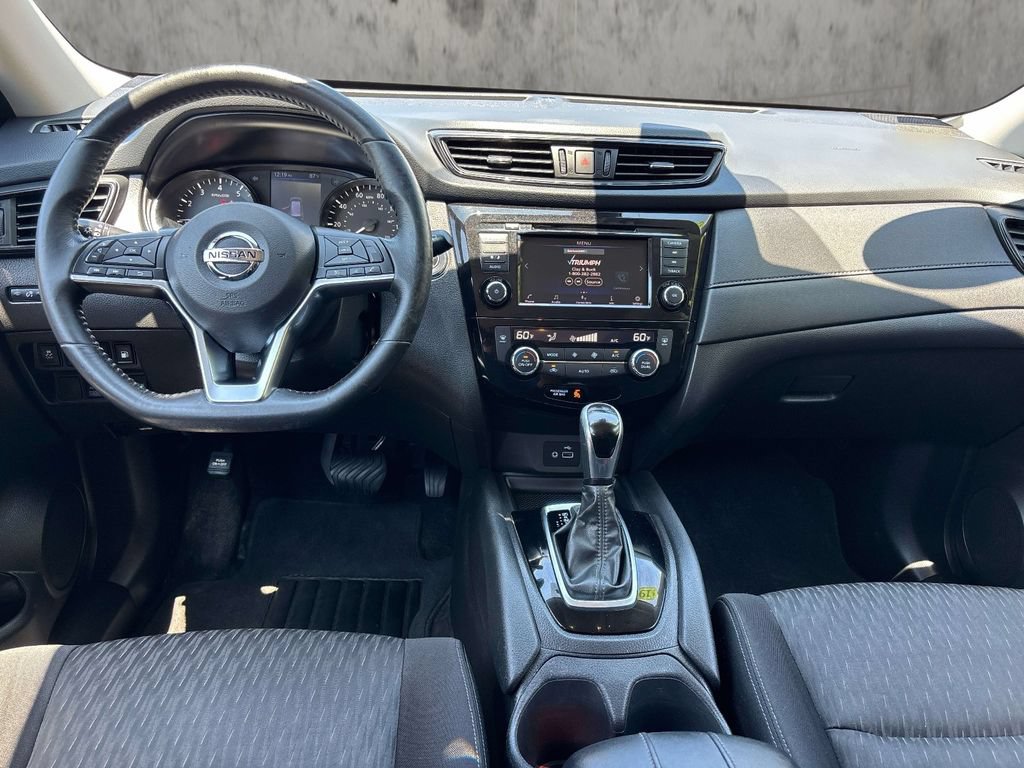 Used 2019 Nissan Rogue SV AWD/4WD image 9
