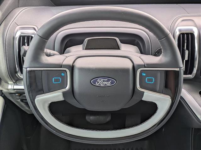 Used 2025 Ford Expedition Max Platinum w/ Driver's Package image 10