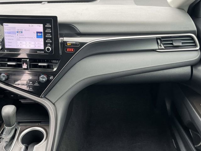 Used 2024 Toyota Camry LE image 18