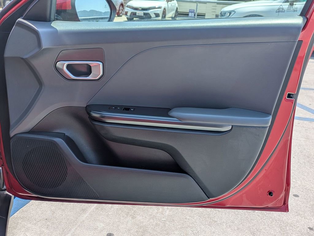 Used 2025 Kia K4 FWD image 17