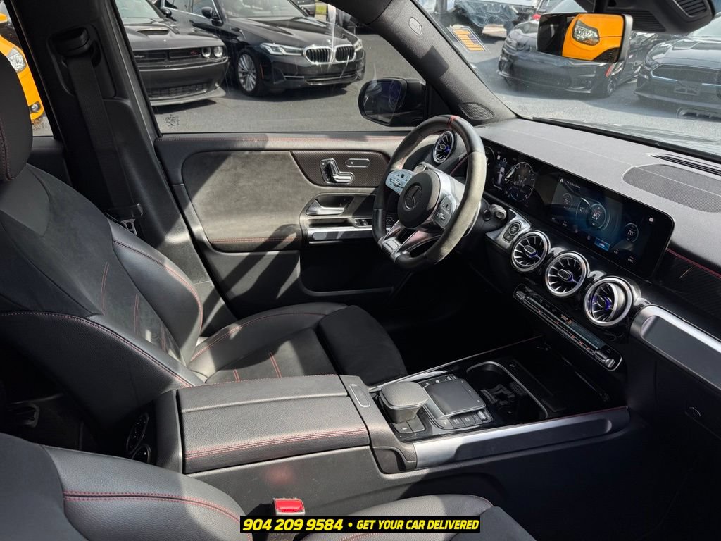 Used 2022 Mercedes-Benz GLB 35 AMG 4MATIC image 27