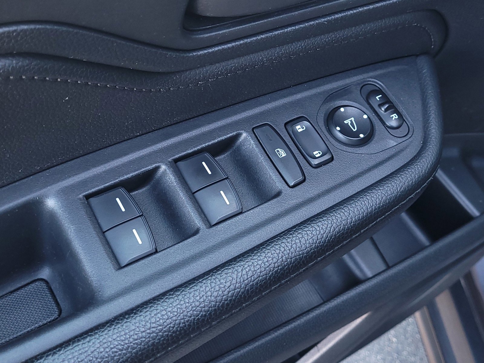 Used 2021 Honda Odyssey EX-L image 11