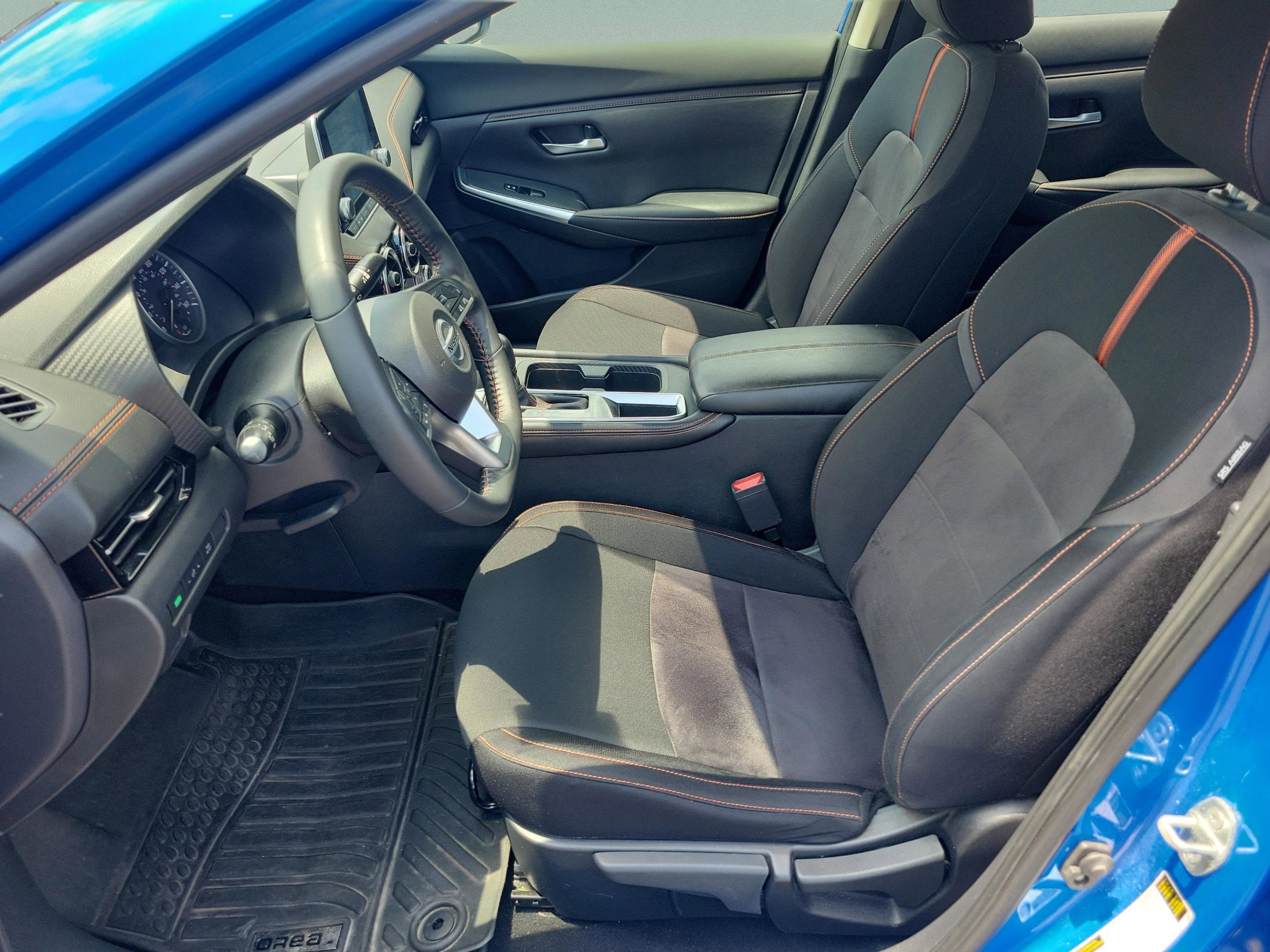 Used 2022 Nissan Sentra SR w/ Lighting Package FWD image 24