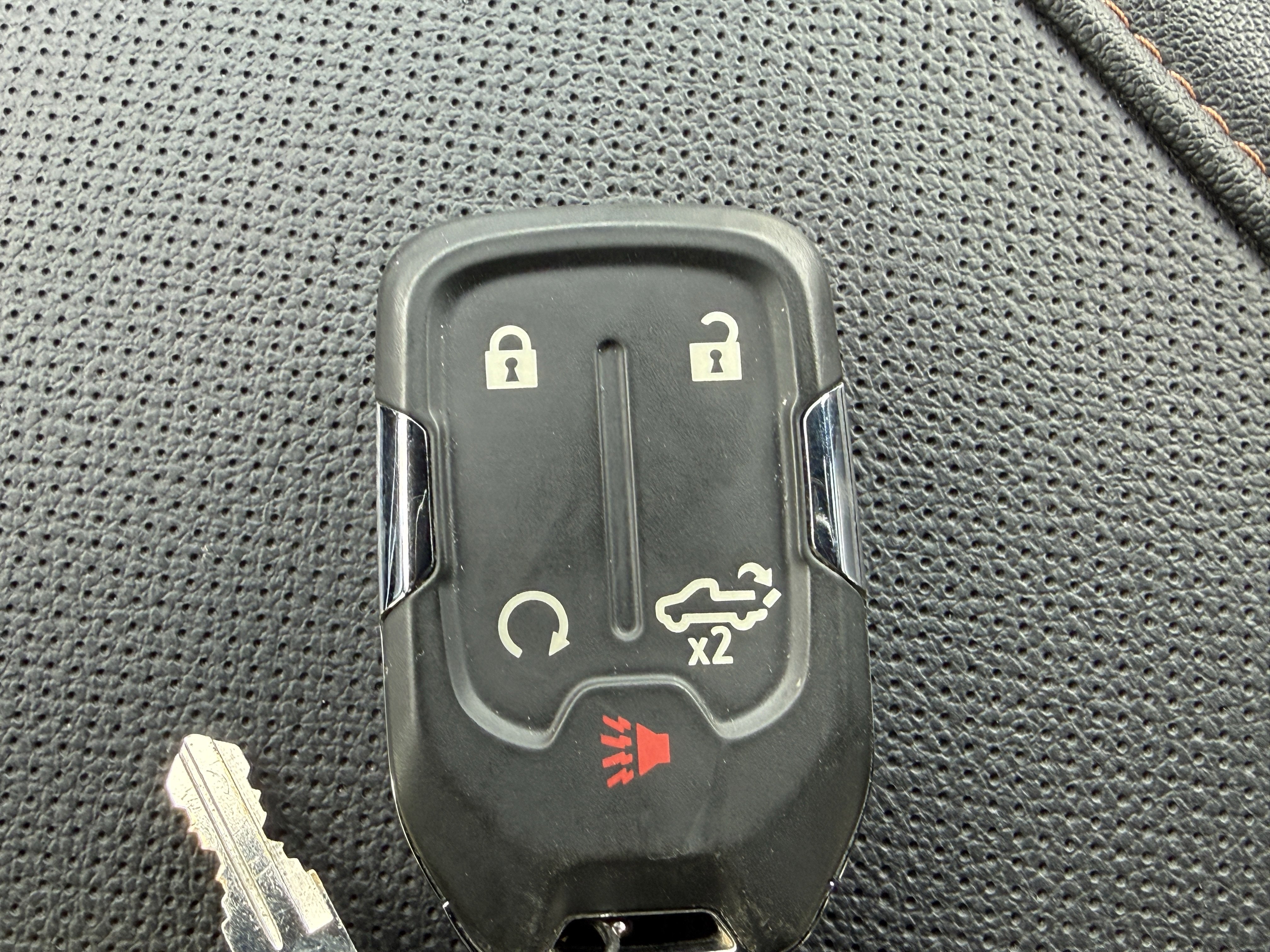 Used 2023 GMC Sierra 2500 AT4 w/ AT4 Premium Plus Package image 43