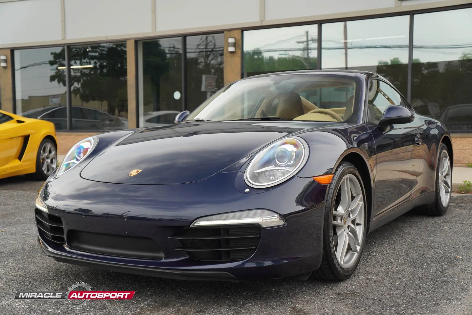 Used 2013 Porsche 911 Carrera RWD image 3