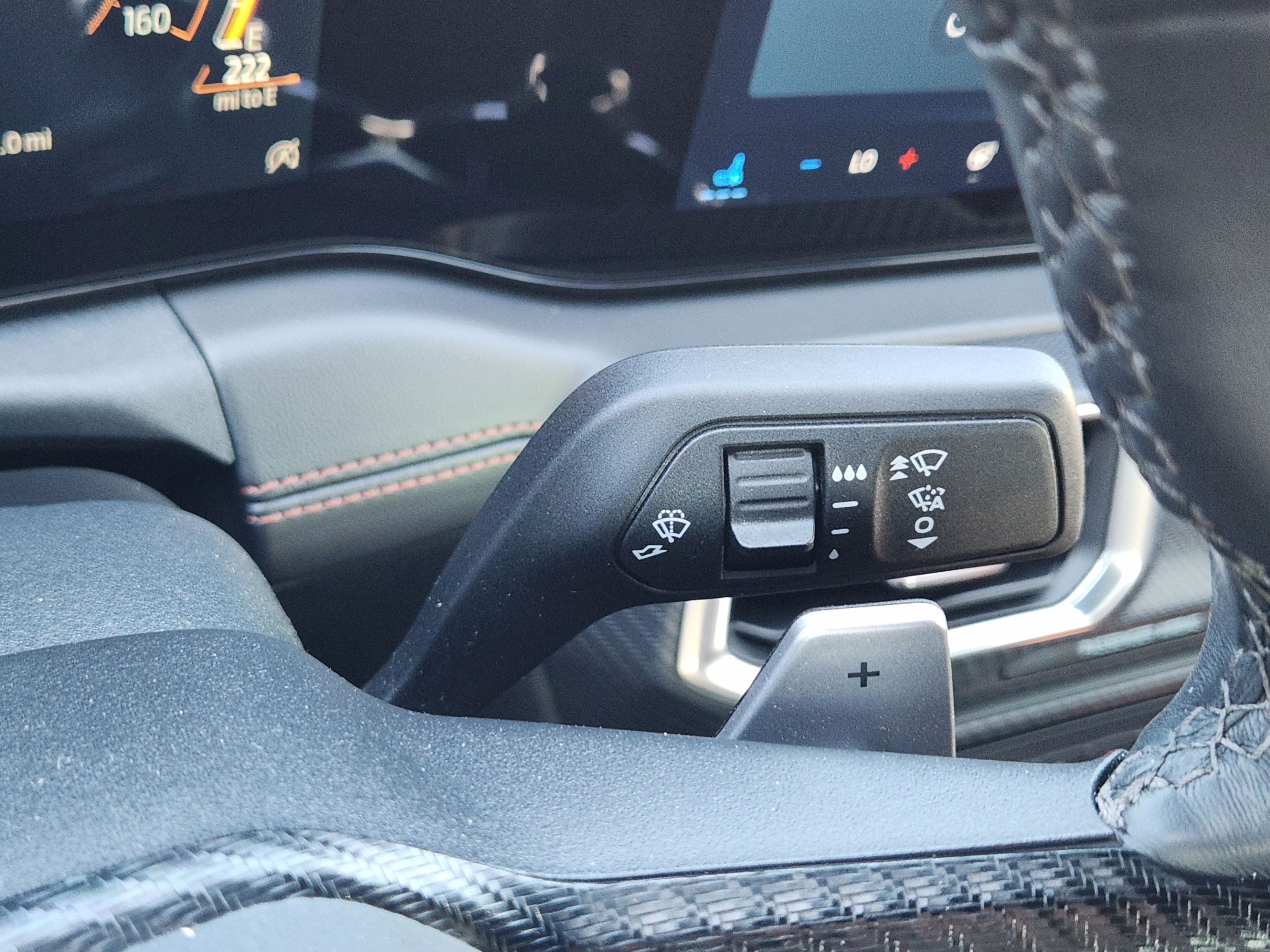 Used 2025 Ford Mustang GT Premium RWD image 31
