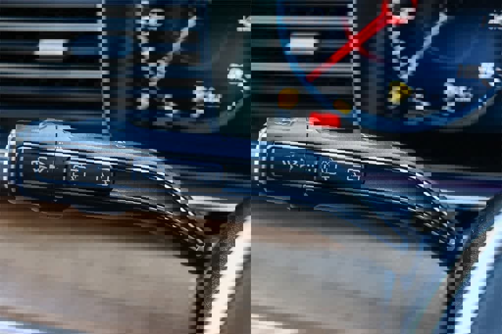 Used 2022 Mercedes-Benz GLE 350 4MATIC w/ Premium Package image 20