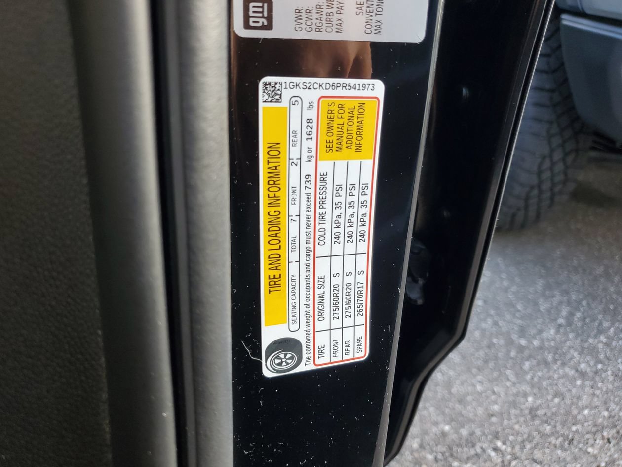 Used 2023 GMC Yukon AT4 AWD/4WD image 31