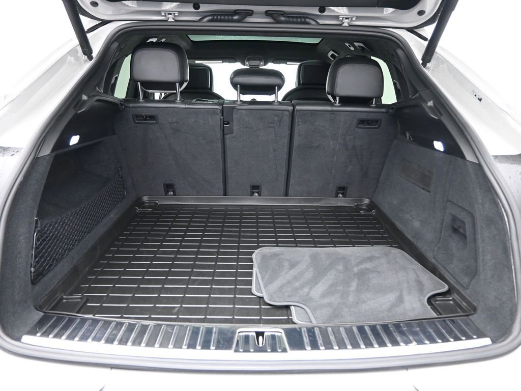 Used 2024 Porsche Cayenne S image 31