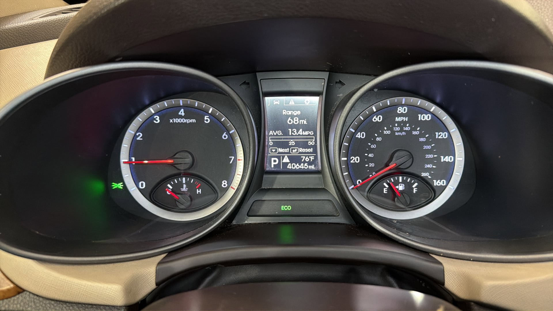 Used 2014 Hyundai Santa Fe Sport FWD image 28