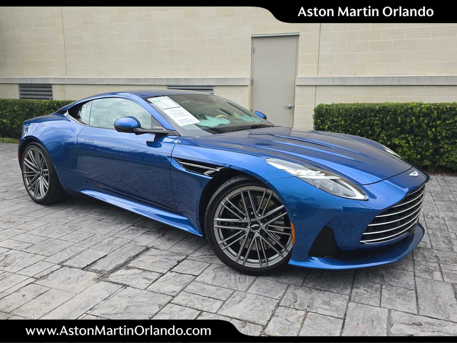 Used 2024 Aston Martin DB12 image 22