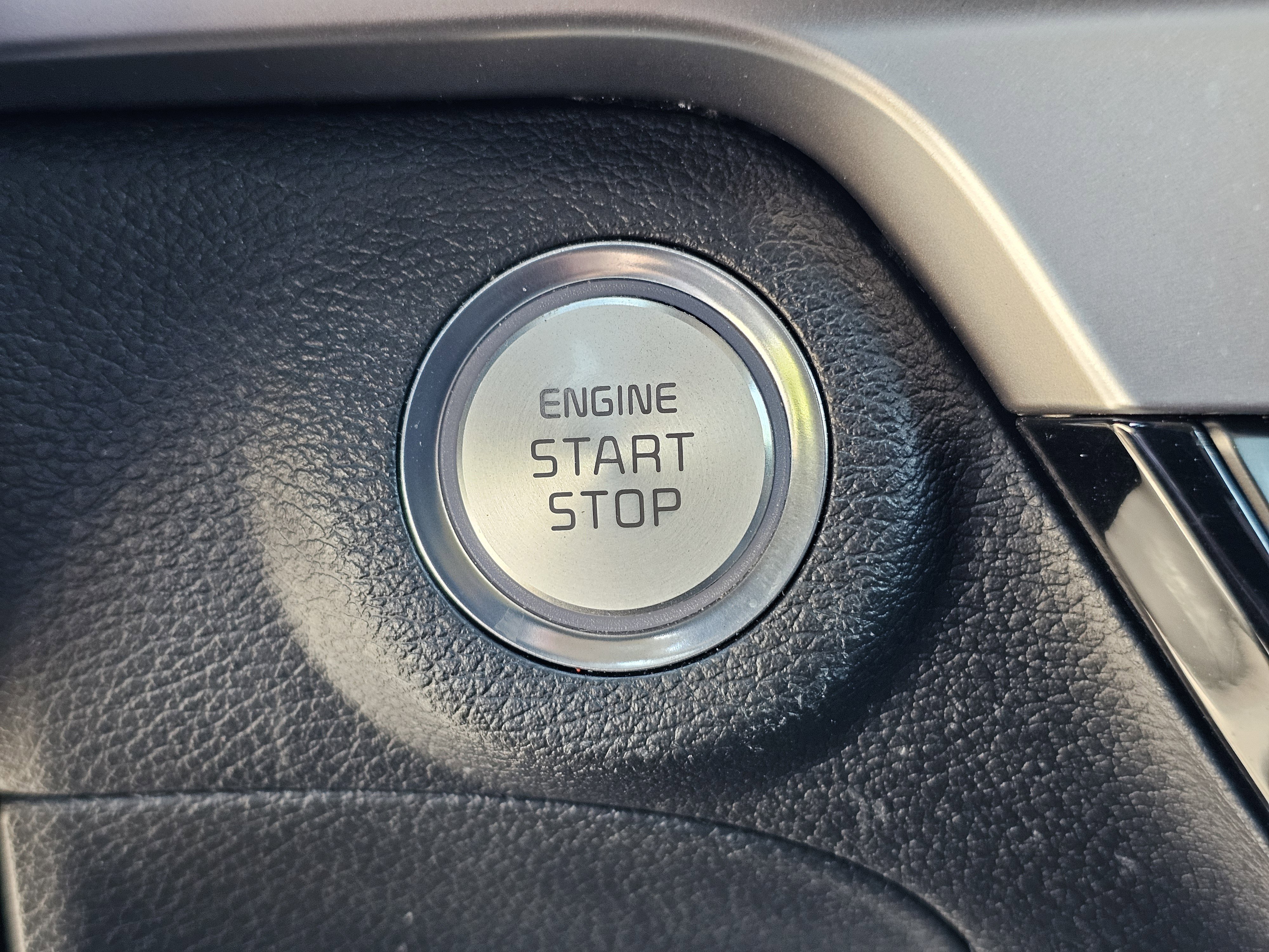 Used 2024 Kia Telluride S w/ S Sunroof Package FWD image 25