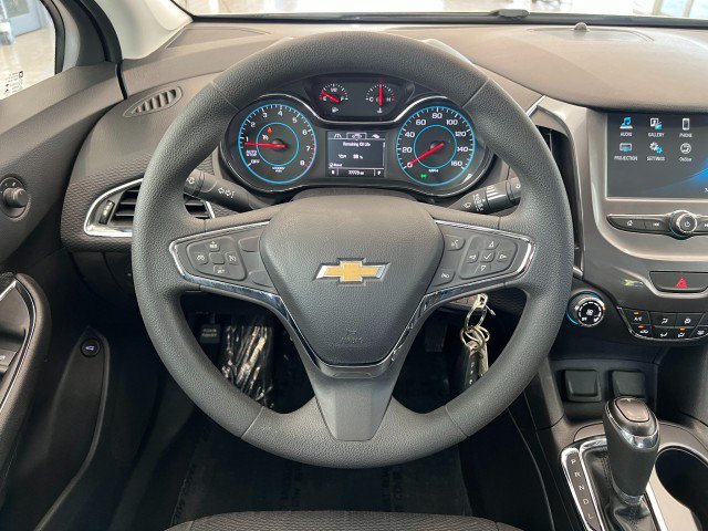 Used 2016 Chevrolet Cruze LT FWD image 19