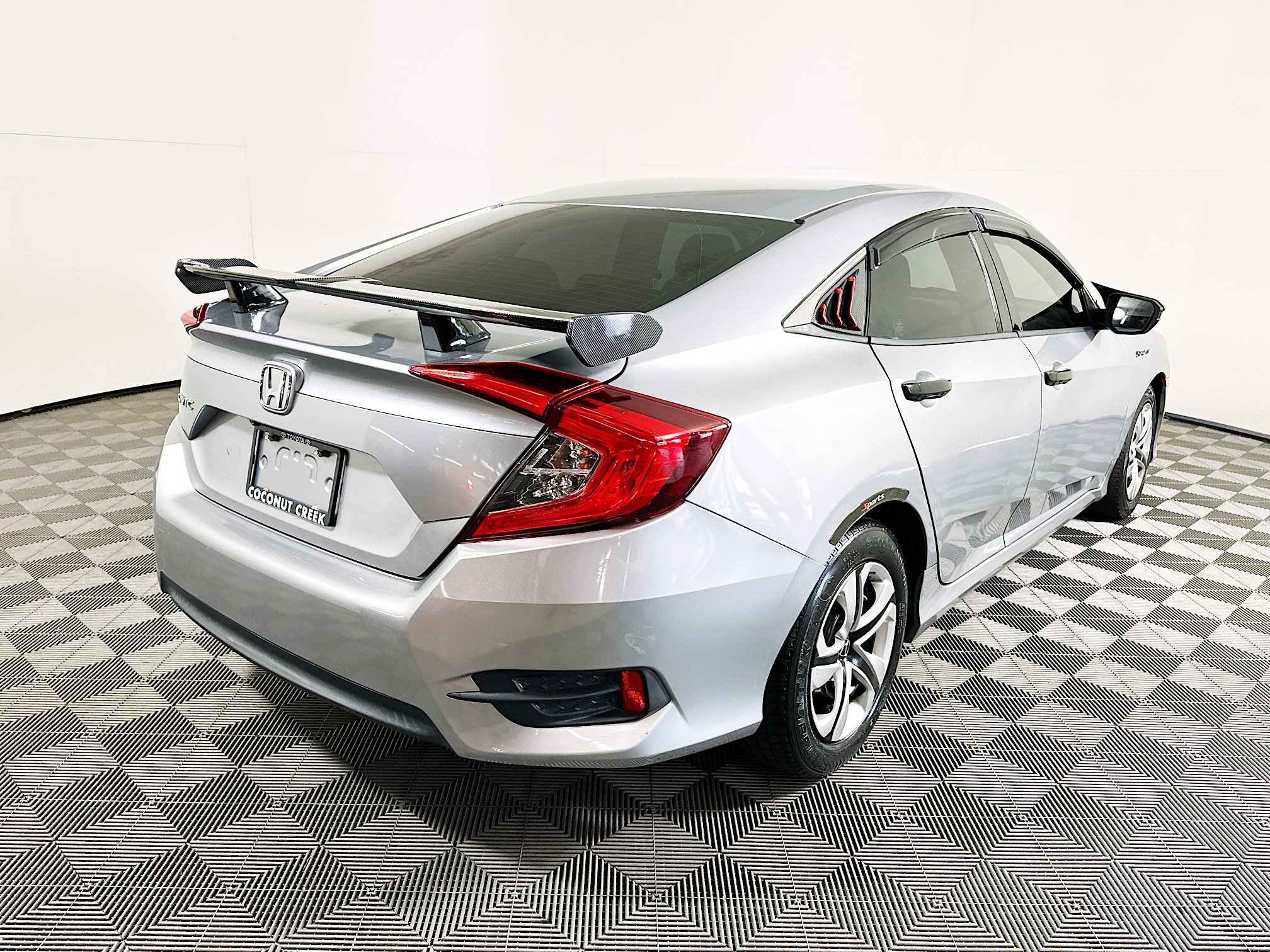 Used 2016 Honda Civic LX image 3