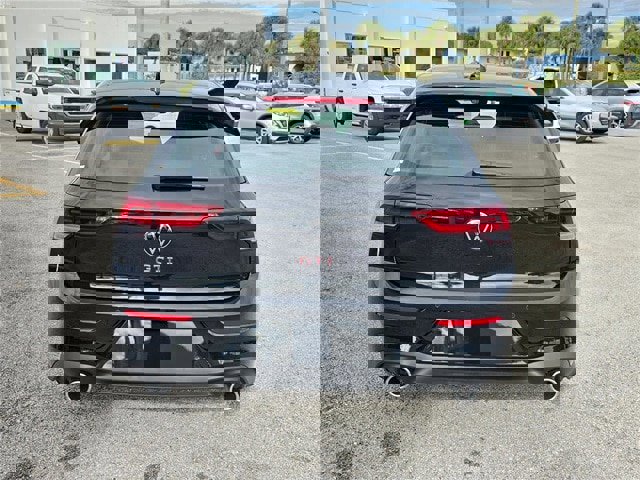 New 2026 Volkswagen GTI SE image 4