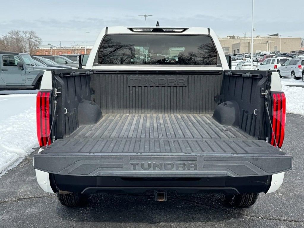 Used 2022 Toyota Tundra SR5 w/ SR5 Convenience Package image 6