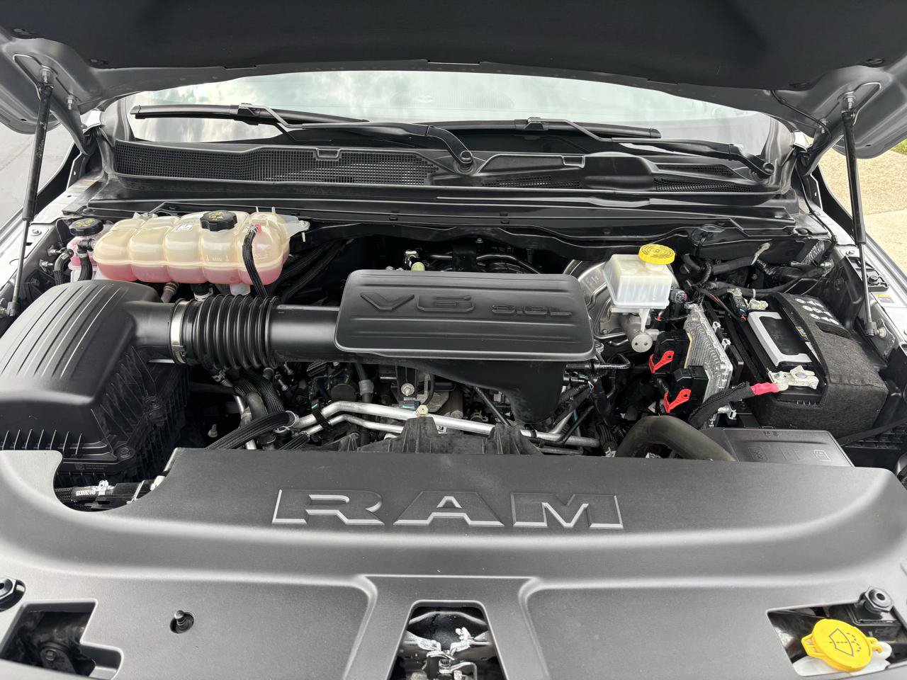 Used 2024 RAM 1500 Tradesman w/ Night Edition AWD/4WD image 33