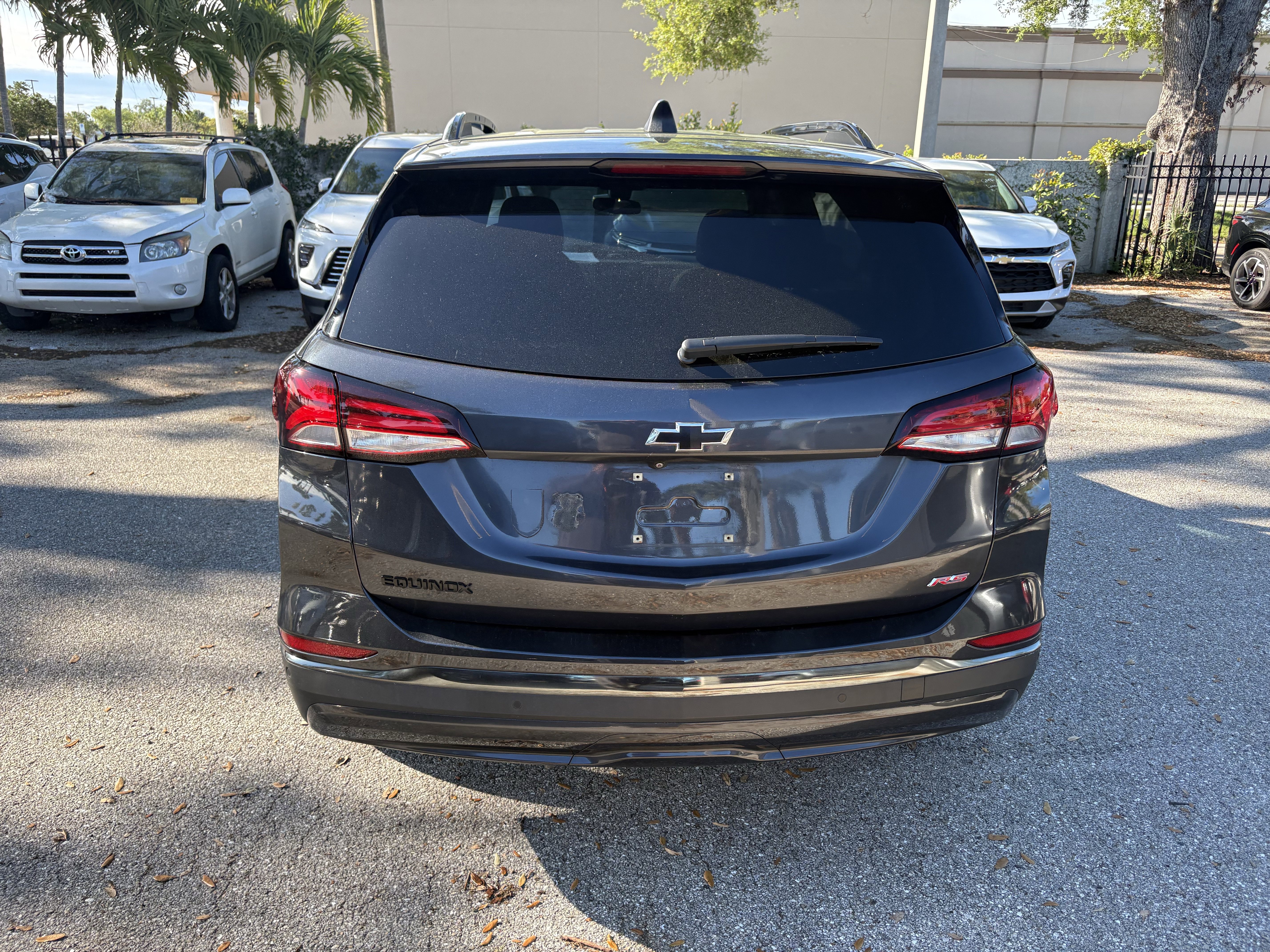 Used 2022 Chevrolet Equinox RS w/ RS Leather Package image 5