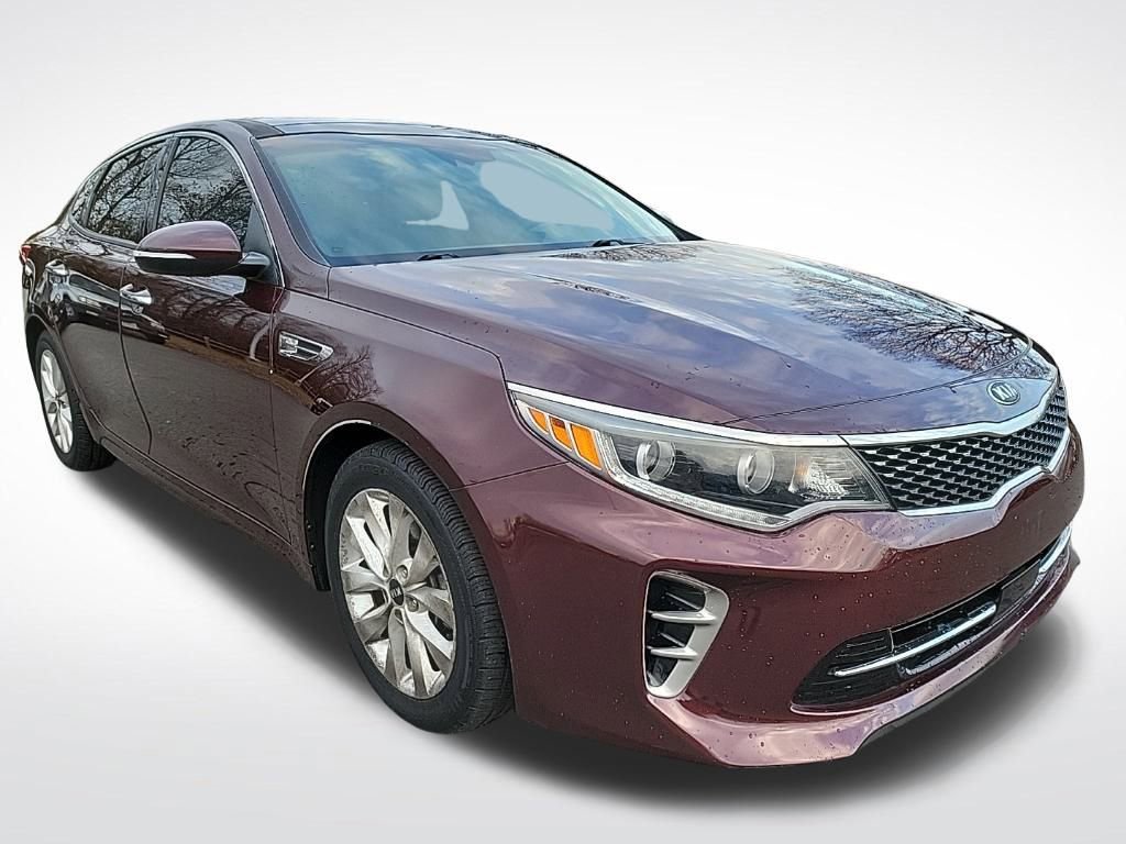 Used 2017 Kia Optima EX w/ Premium Package image 7