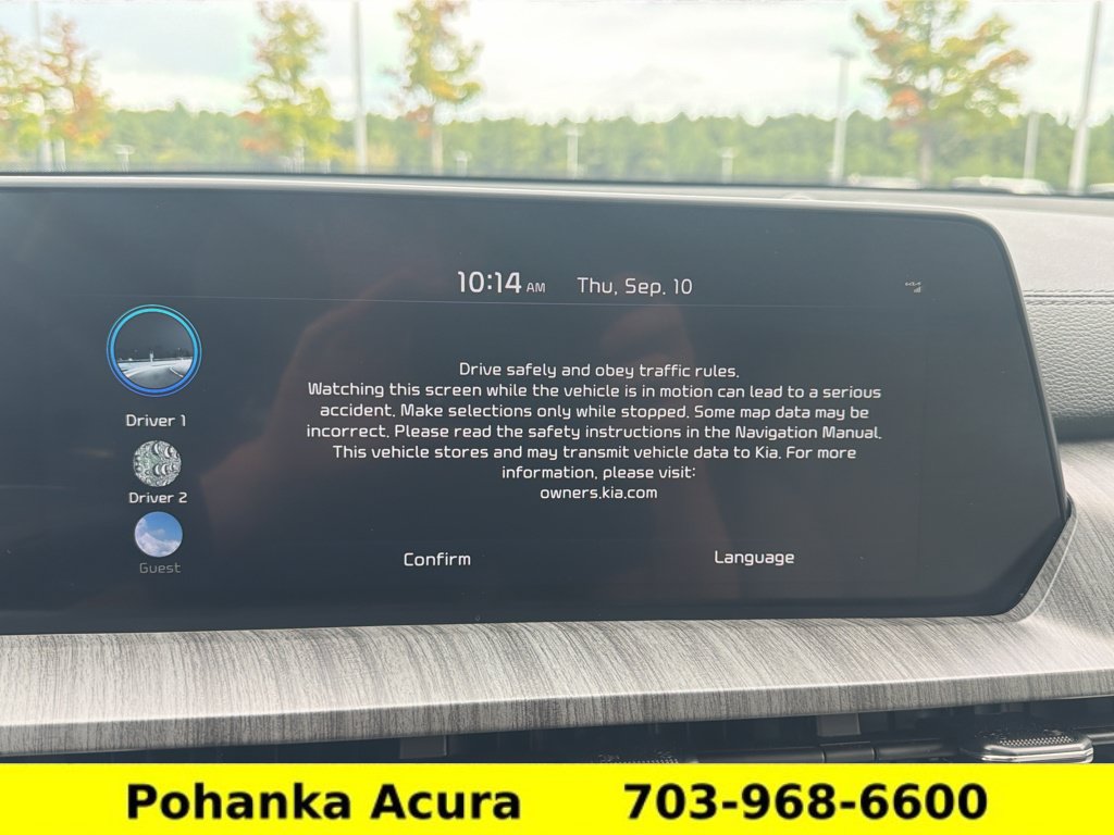 Used 2025 Kia Telluride EX w/ EX Captain's Chair Package AWD/4WD image 18