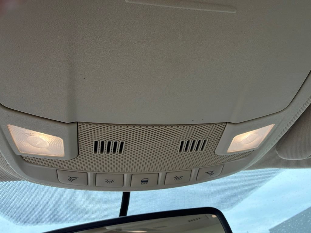 Used 2015 Ford Fusion SE w/ Equipment Group 202A FWD image 29