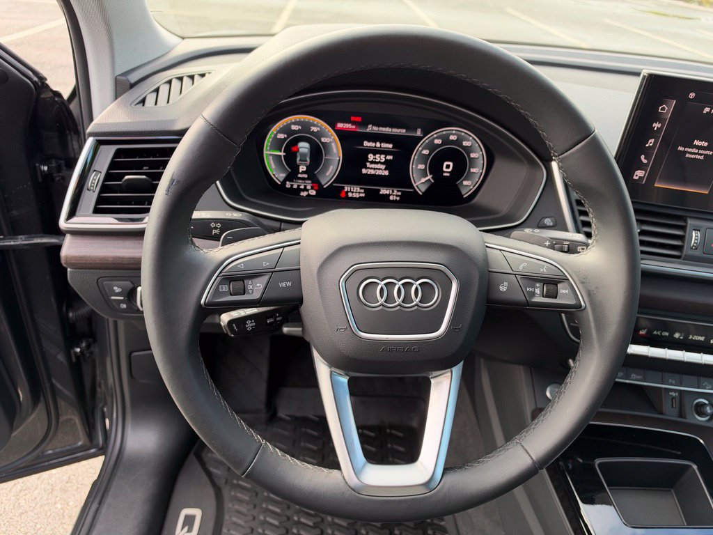Used 2024 Audi Q5 e Premium AWD/4WD image 16
