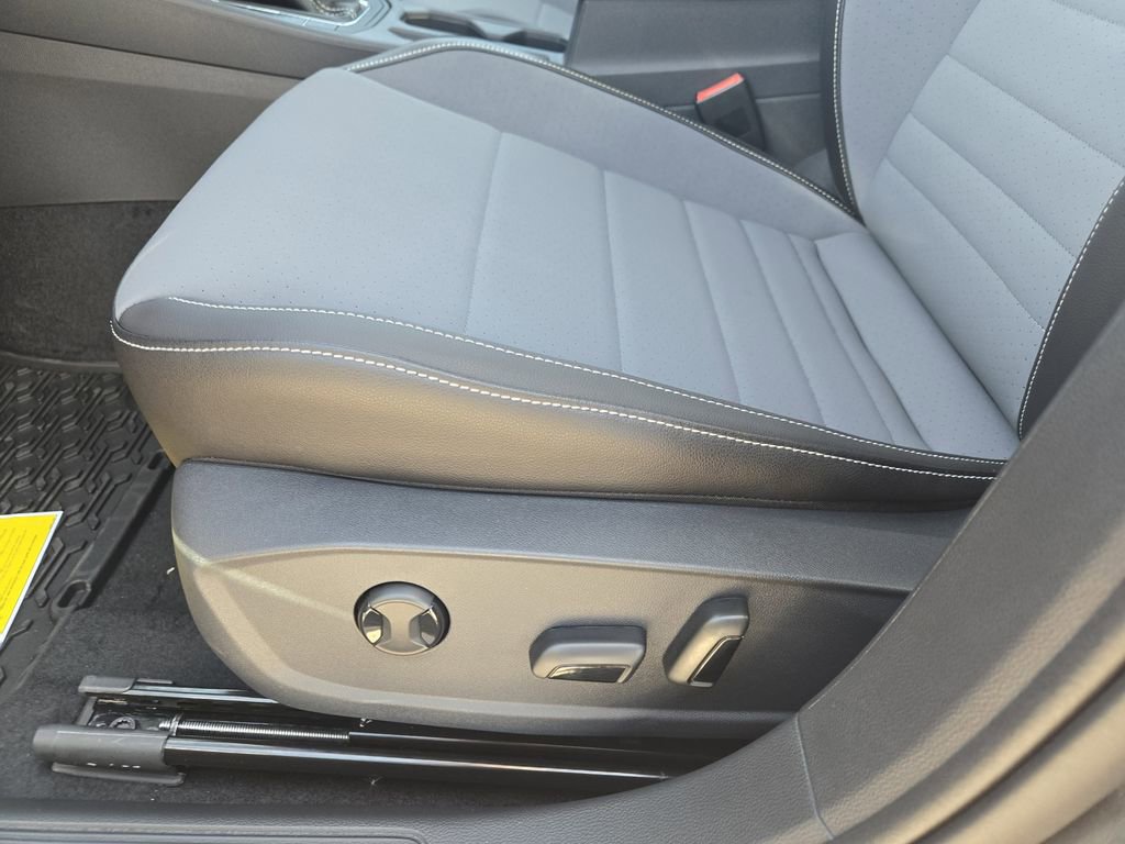 New 2026 Volkswagen Jetta SE image 19