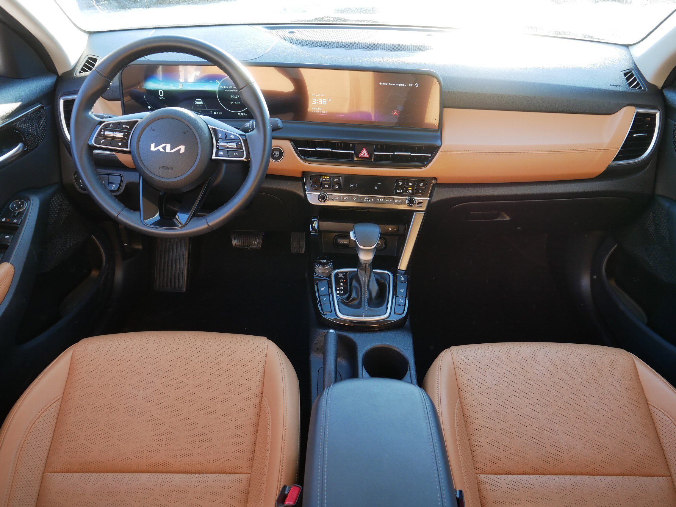 Certified 2024 Kia Seltos EX image 10