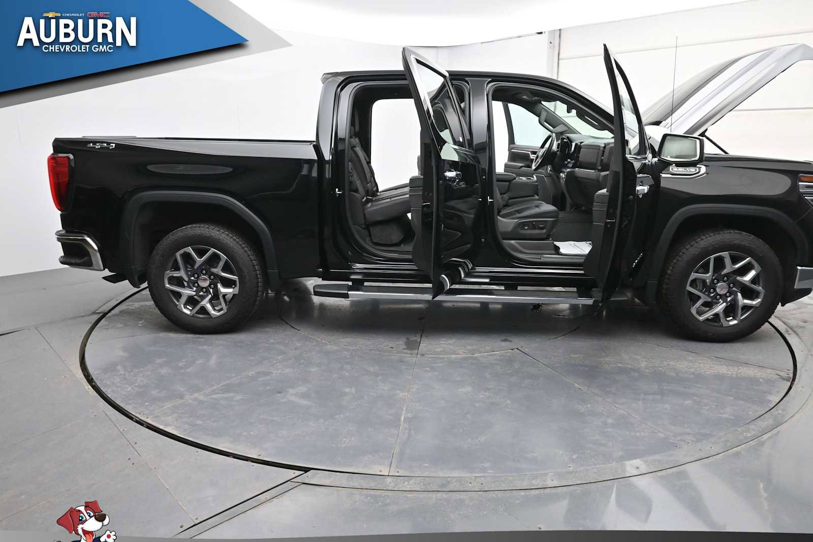 Used 2024 GMC Sierra 1500 SLT image 39