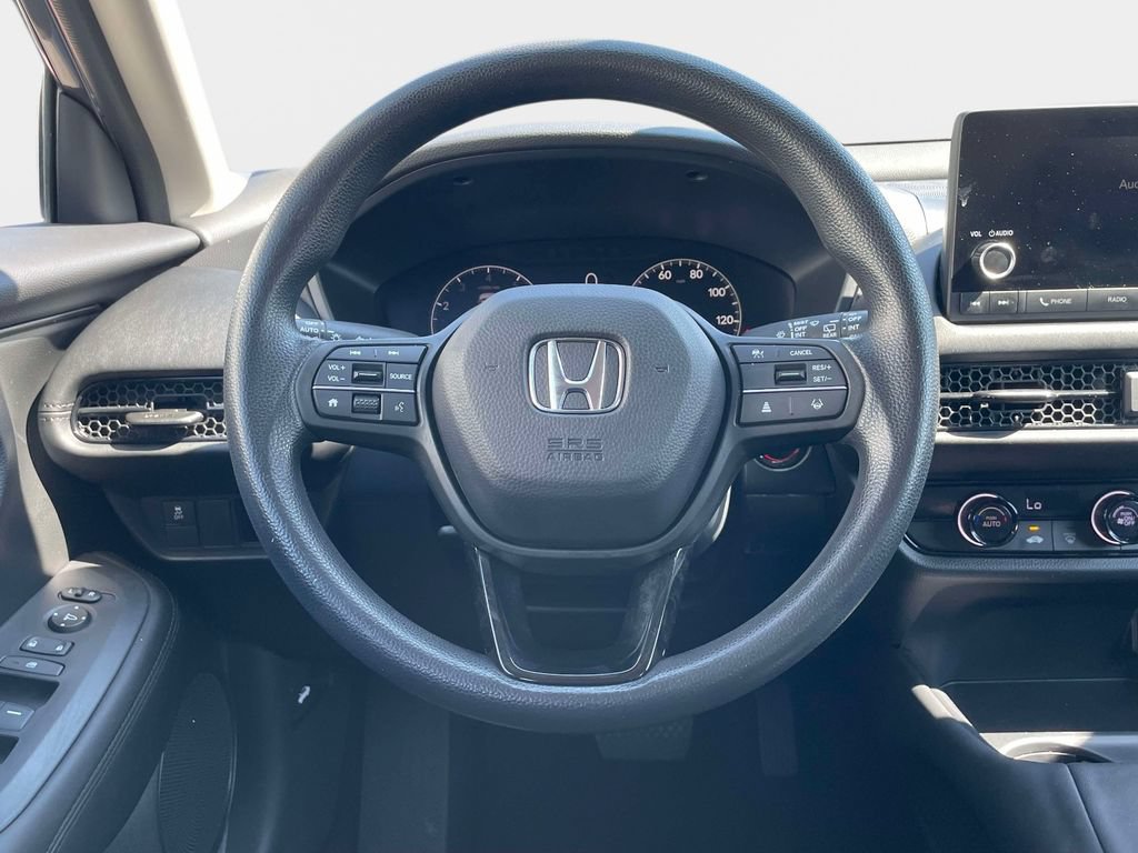 Used 2023 Honda HR-V LX image 12