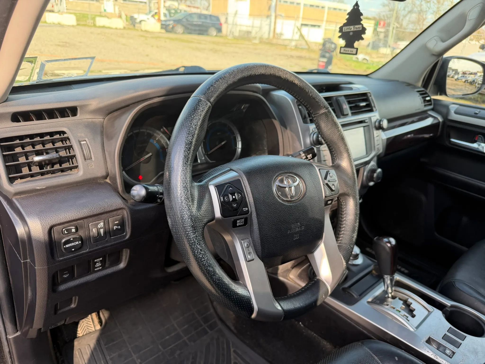 Used 2016 Toyota 4Runner Limited image 36